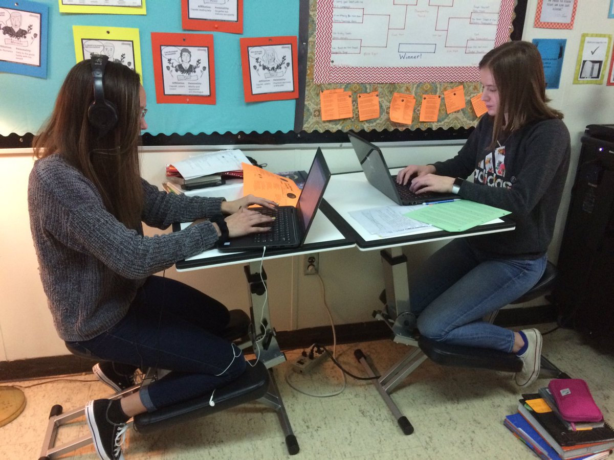 MrsStewartELA's tweet photo. Students are loving the new kneeling desk option in English class! Thanks #mac185 for providing this flexible seating. https://t.co/mcGMkxYsw1