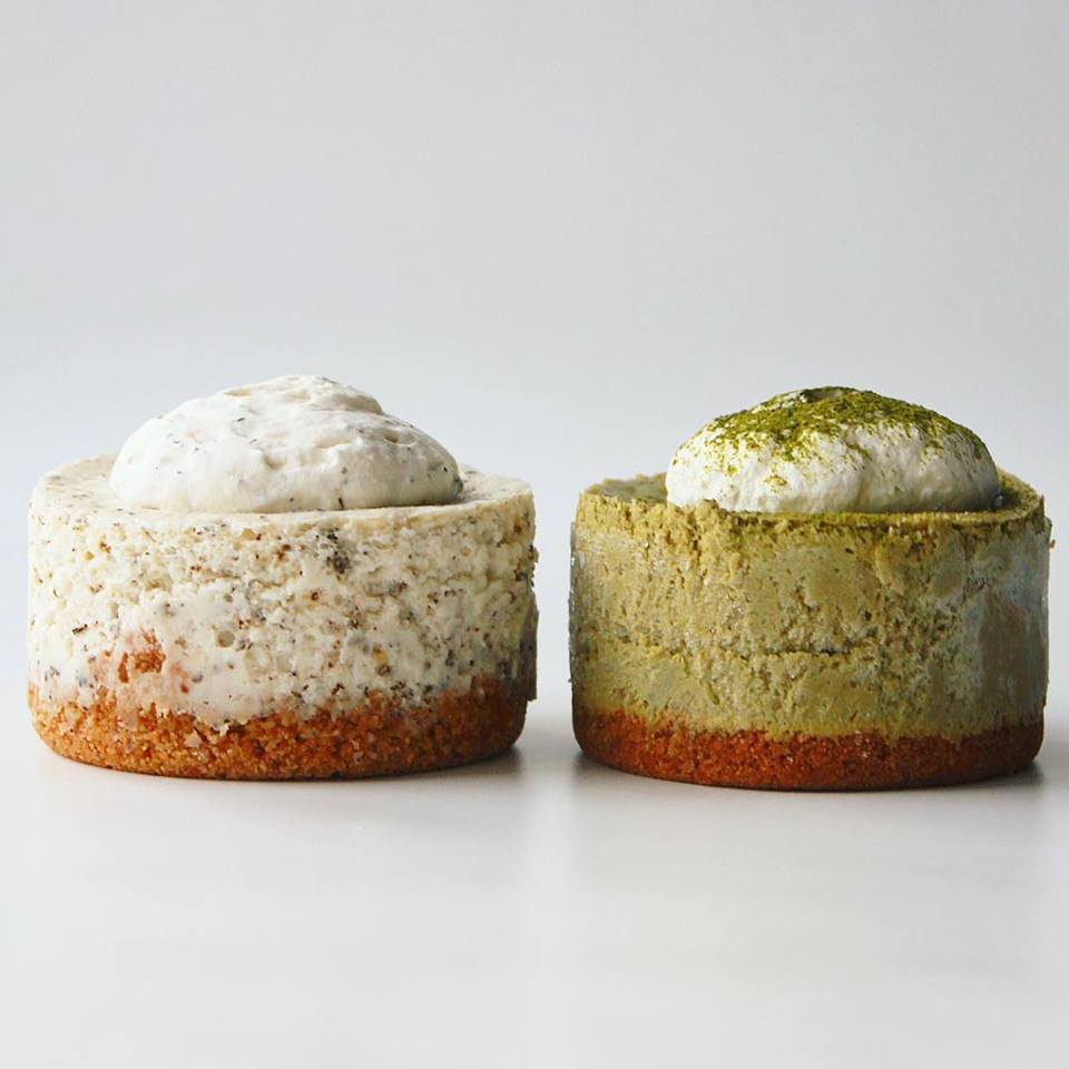 Team Earl Grey or Team Matcha?💚💛💚💛
#cheesecake #ohsweetday #matcha #earlgrey