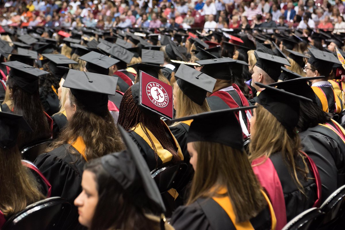 UofAlabama's tweet image. Seniors, in just 46 days, you’ll officially be #UA grads!! 🗓😮Leave your legacy by making your voice heard with the NSSE → bit.ly/2FmgzCm 🐘#RollTide