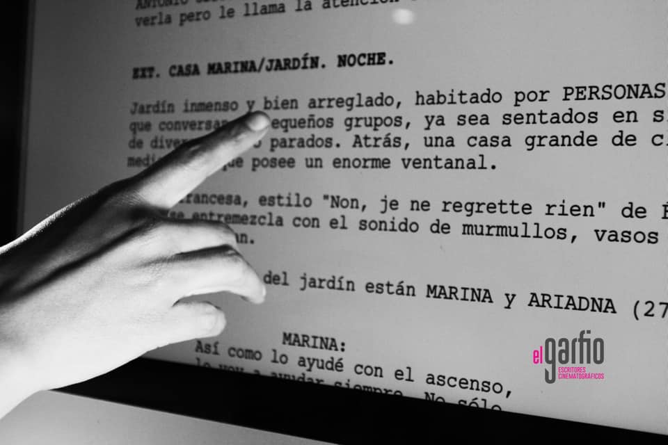 ¿Tienes un guion que quieras presentar a Concurso pero no estás muy seguro de que pueda ganar? ¡Contáctanos! elgarfio.com/script-doctor/