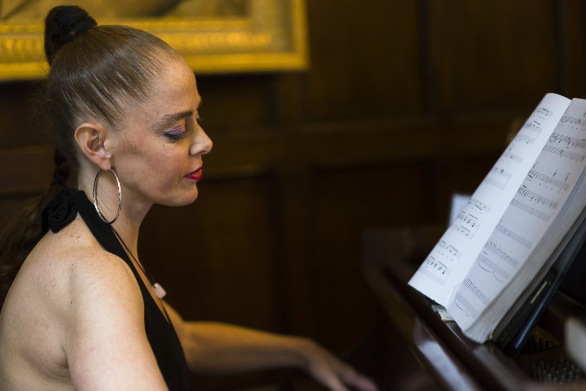 CANBIND's tweet photo. Meet #CANBINDFFD martial arts workshop lead Alisa Gayle, a group exercise instructor &amp; professional pianist. As an advocate &amp; brain tumor survivor, she is passionate about the role of physical activity &amp; music in #brainhealth. Sign up:  https://t.co/XmiYkgn6lP #BrainAwarenessWeek https://t.co/61TDbFGiww