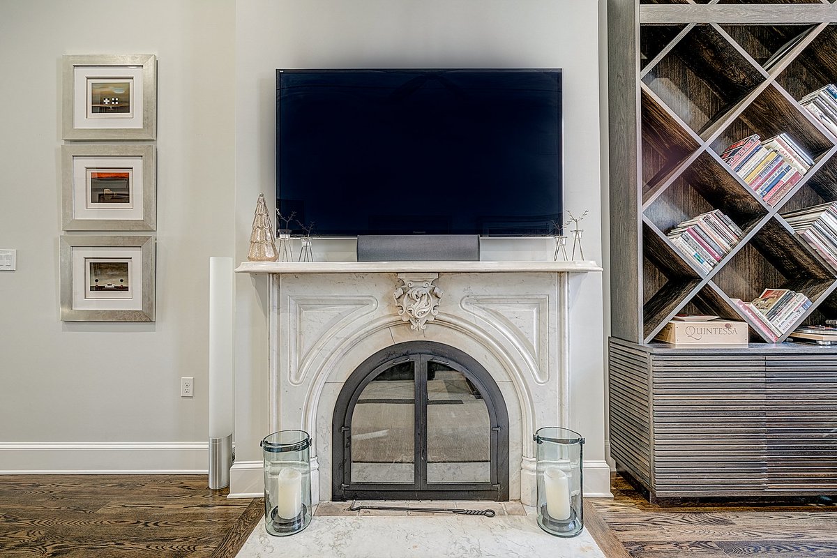PhillyLuxury's tweet photo. JUST SOLD! Congrats to our sellers in #RittenhouseSquare!
:: 2000 Delancey Pl, 1W
:: SOLD @ $1,350,000
🗝 The Daly Group at #PhillyLuxury is PHL's most successful seller's representation...
⌲ CONTACT:
📞 (215) 607-6007
📩 kristin@dalyluxuryhomes.com
INFO: https://t.co/kcSpsgSWOU https://t.co/BX262Yx747