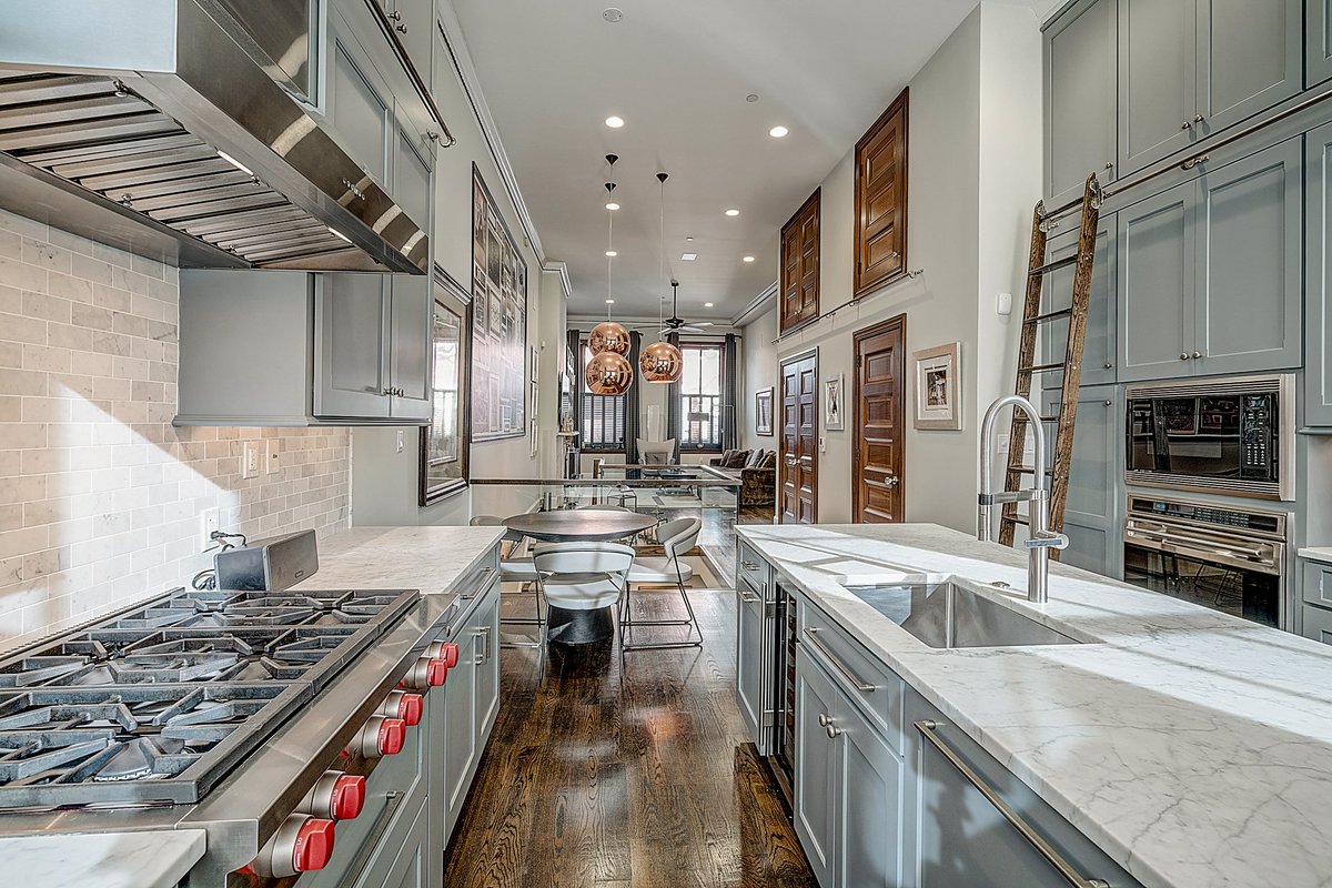 PhillyLuxury's tweet photo. JUST SOLD! Congrats to our sellers in #RittenhouseSquare!
:: 2000 Delancey Pl, 1W
:: SOLD @ $1,350,000
🗝 The Daly Group at #PhillyLuxury is PHL's most successful seller's representation...
⌲ CONTACT:
📞 (215) 607-6007
📩 kristin@dalyluxuryhomes.com
INFO: https://t.co/kcSpsgSWOU https://t.co/BX262Yx747