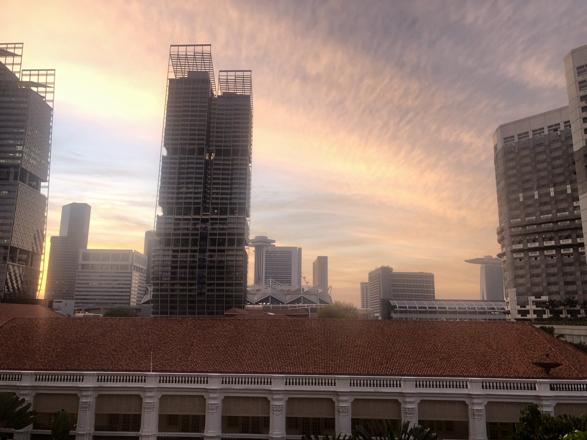 ConallMcD's tweet photo. It’s dawn in Singapore. The @HumeBrophy team is starting a new day as colleagues in Europe and America are still enjoying yesterday. #globalreach #localinfluence https://t.co/hA1qhsIge9