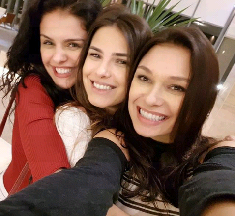 Ionaoficial's tweet photo. Florzinhas @ArunaOfficer @samarahebreiia #ATerraPrometida https://t.co/walGfTC8mE