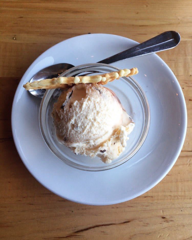 Gelato can be an appetizer too sometimes... just sayin.🍦🤔💭
#tuttabella #gelato #seattlerestaurant #seattlefood #desserts 
📷: Erin S. on Yelp