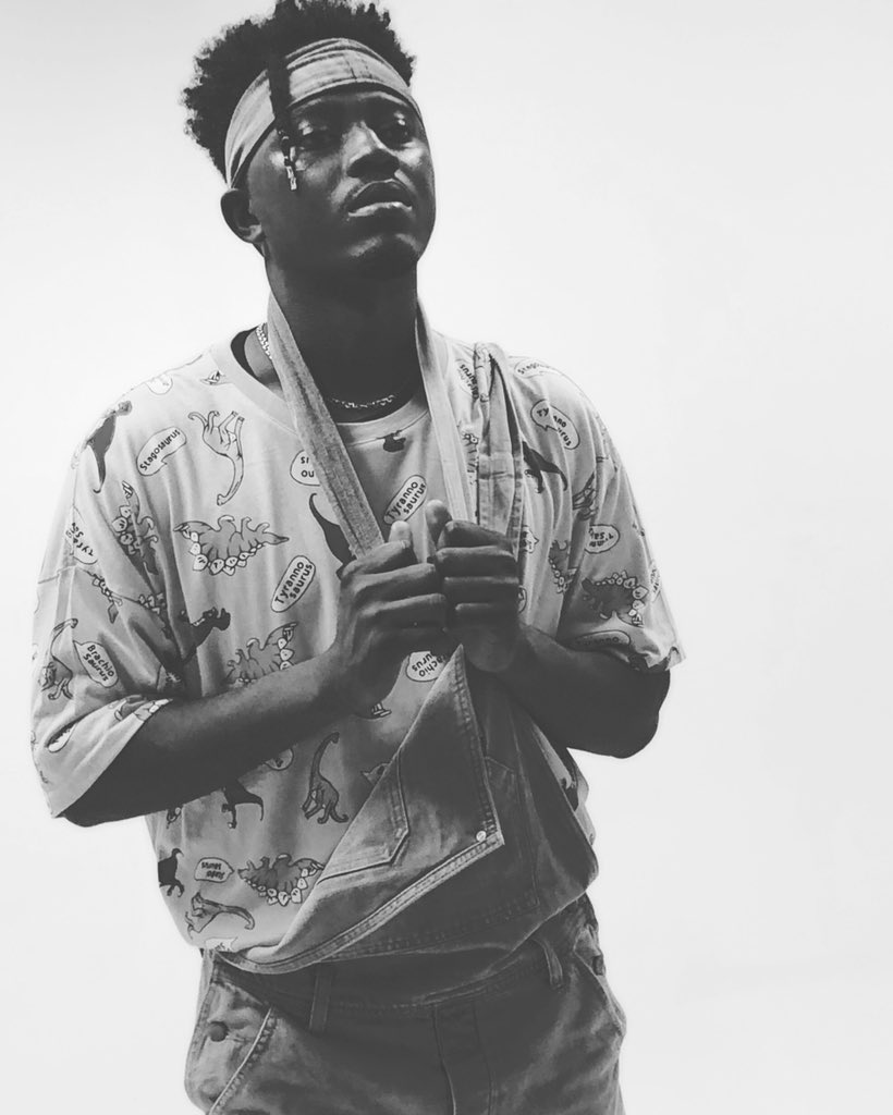 If You Will Sleep On Me..
GET A WALKMAN
PLUG YA HEADPHONE
PLAY MY ALBUM
SAY AMEN...!!!!