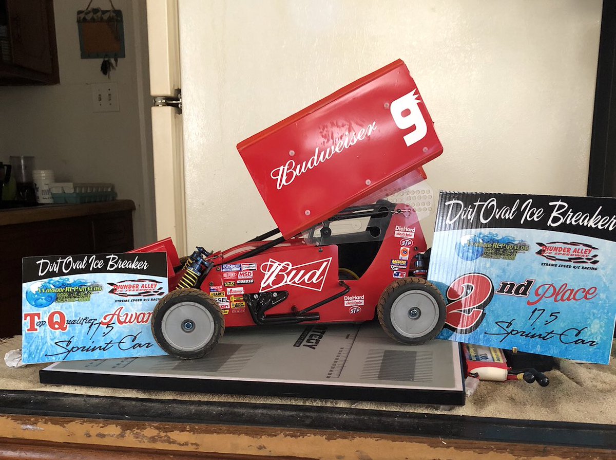 rcracer20's tweet photo. .@kaseykahne what do you think about this ! #Throwback #Budweiser https://t.co/aUded6KSAe