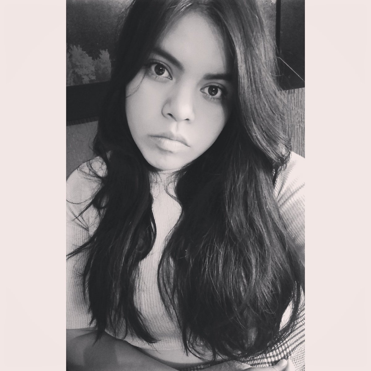 SolageDe's tweet photo. A veces soy muy seria.... https://t.co/aLBA0tCfJn
