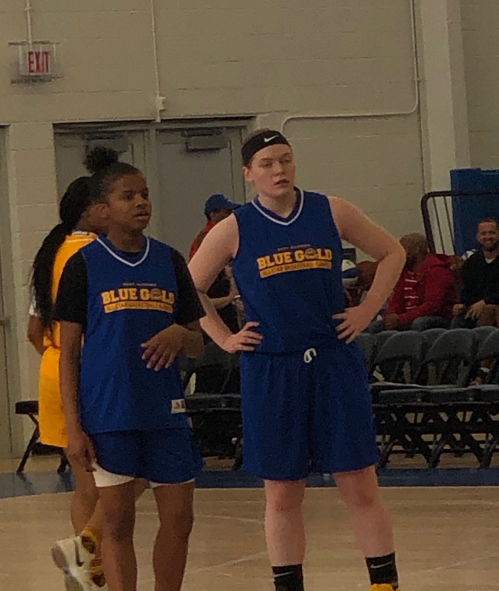 4realcoacht's tweet photo. Arguably one of the best backcourts in Sanford Warrior history showed why they were so special today in the Blue/Gold game. Along w/teammate Samantha P., LP & OT displayed skill & grit leading the Blue team to victory. They’ll be missed. Well done. #3amigos #Dynamicduoout👋🎤 https://t.co/u666MmW6no
