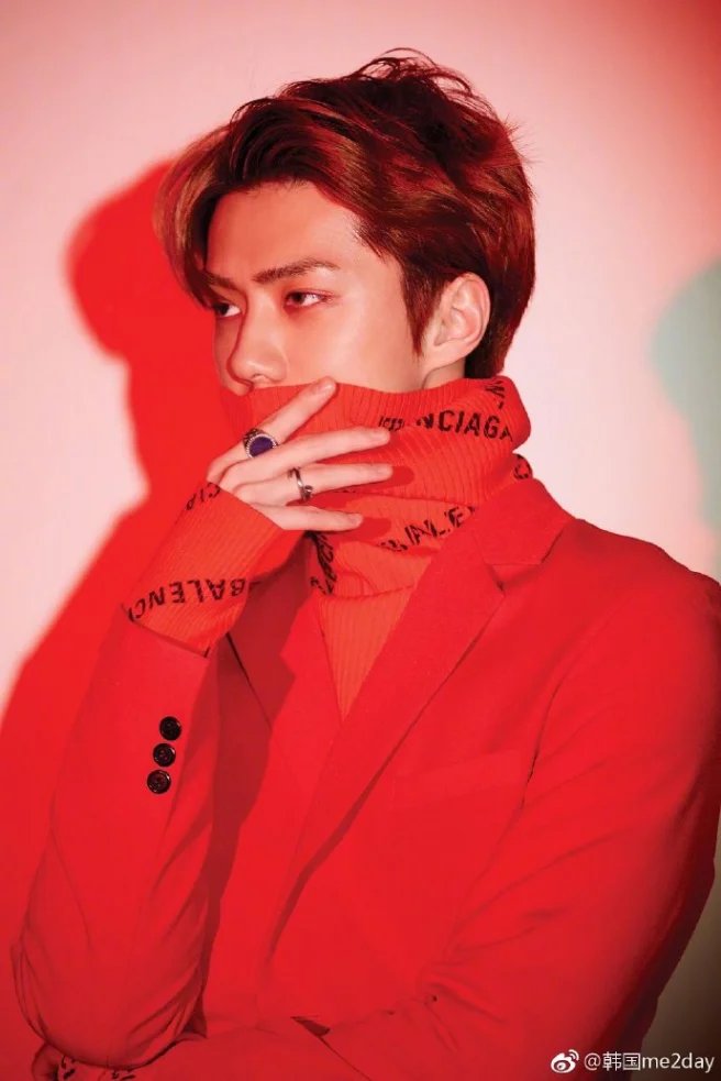 pppppyq's tweet photo. #TeamEXO 
#SoompiAwards 
#TwitterBestFandom 
@B_hundred_Hyun 
@layzhang ☺️ https://t.co/TzOkoiQc6w
