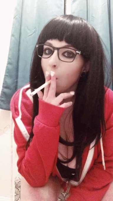 Peaches & Cream Pies’s pics and videos