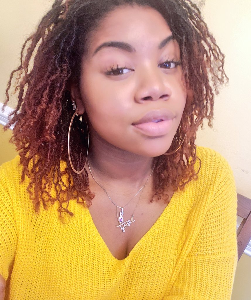 Cheek_'s tweet image. 4 month sprout appreciation.

#LocMami