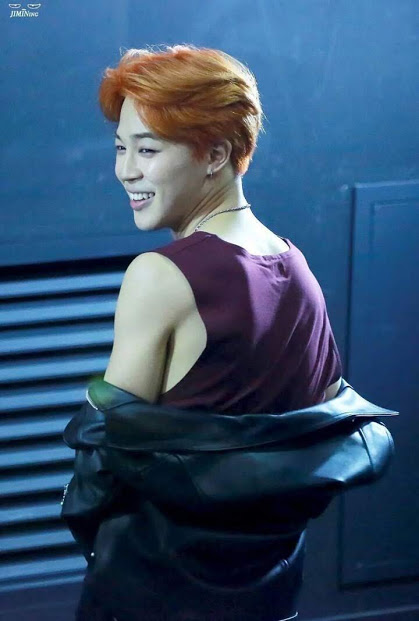 he smiles and then ATTACKS WITH ARMS  #JIMIN  