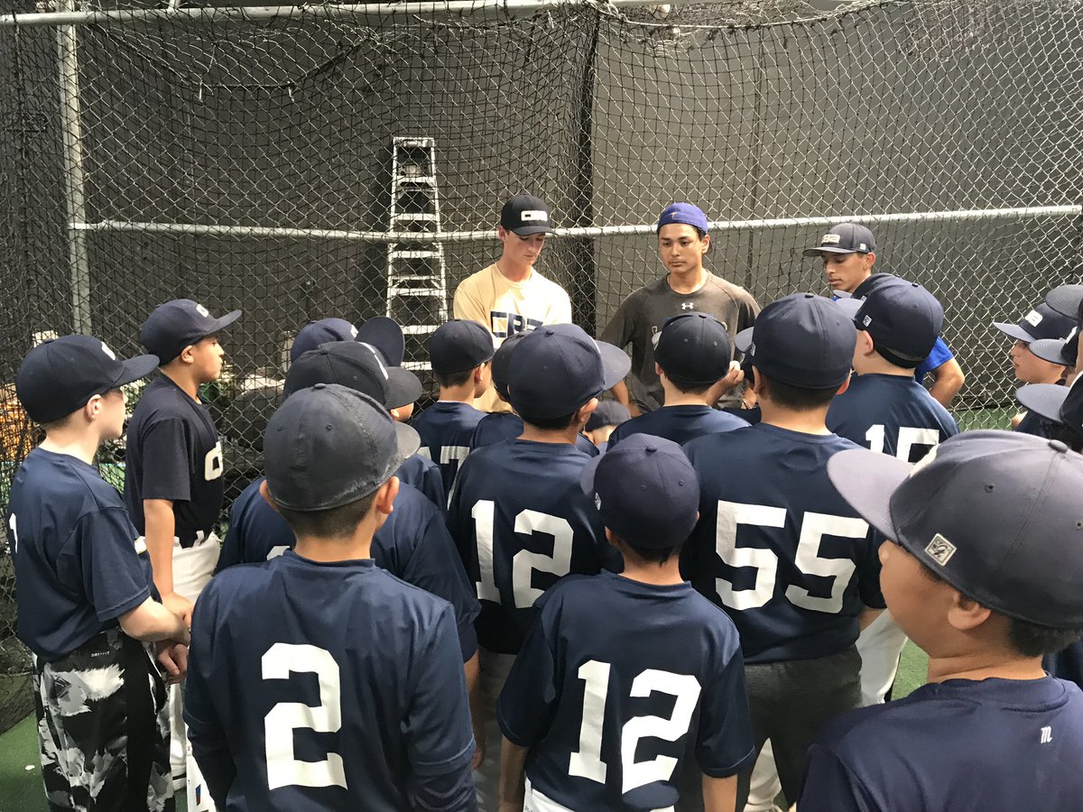NYTILLID13's tweet photo. @CBA_Bulldogs (Left to Right) 2021 OF/RHP @Tyler_White_10_ @amatbaseball - @SDSUBaseball #Commit C/RHP @Danny_Briones05 @amatbaseball - 2020 INF @BrionesNomar @amatbaseball - (Not Shown) 2019 @BaylorBaseball #Signee โ๐ฝ MIF @CFree22_ & @Isaiah4416 helping #TheFarmSystem. #weareCBA https://t.co/XCqaUMOtH7