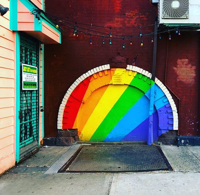 diavalt's tweet photo. The maverick freely roams the wide open space of possibility.  Allow a greater vision to replace old ones as you dream a grander dream.  ______________________________________________________________ #manhatten #newyorkcity #rainbow #thebridge #maps #esc… https://t.co/U6J5aCxNAt https://t.co/4kWVviBut8