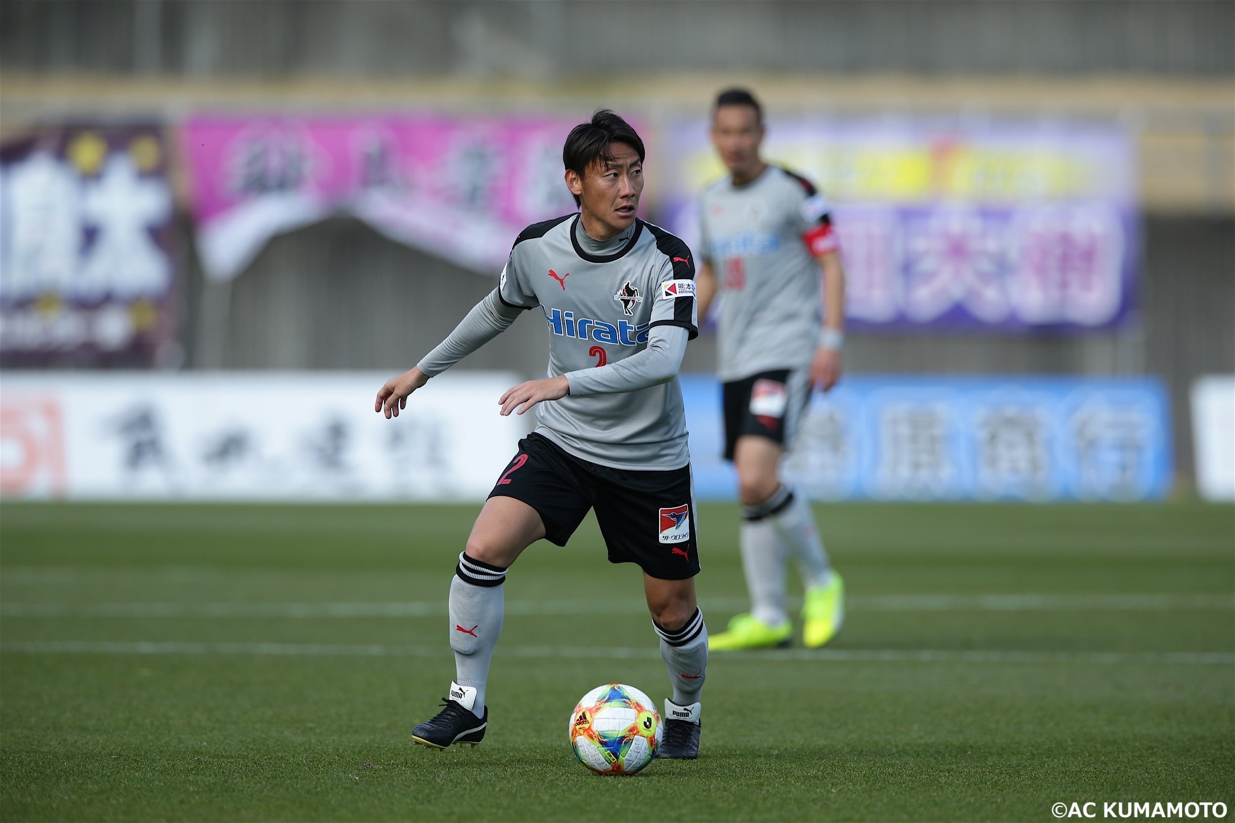 تويتر ロアッソ熊本 Official على تويتر 黒木晃平 選手 今日の試合に勝つことができず悔しい １年でj2復帰しなければいけないので 切り替えてしっかり頑張りたいと思います ボールポゼッションはできたが もうひと工夫できれば良かったら 連敗しないことが