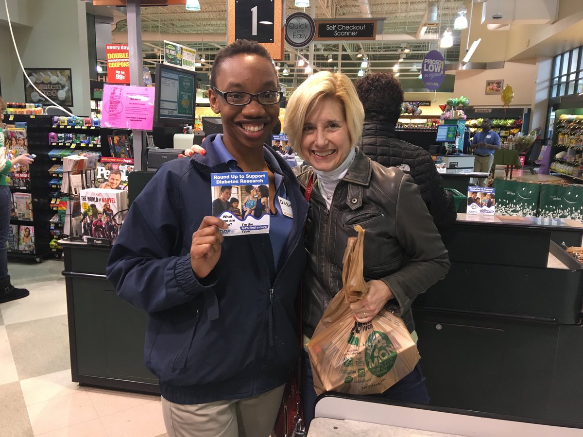 JDRFtriad's tweet image. What a great night at my ⁦@HarrisTeeter⁩ at Pisgah Church in Greensboro! Love the round-up campaign for ⁦@JDRF⁩! Way to make a difference! #TypeOneTypeNone #SoGso ⁦@myfox8⁩ ⁦@NewsandRecord⁩