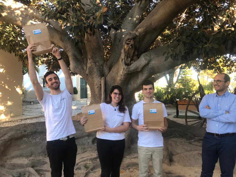 hellokwee's tweet photo. Yesterday we had the pleasure of talking with @antor and @andres_pedreno about our project and the tech industry in general. It was very insightful! They also gave us a prize for winning the HashCode at @TorreJuanaOST and we couldn't be happier!

https://t.co/C5mjEqLe3E https://t.co/LUvs48m8d8