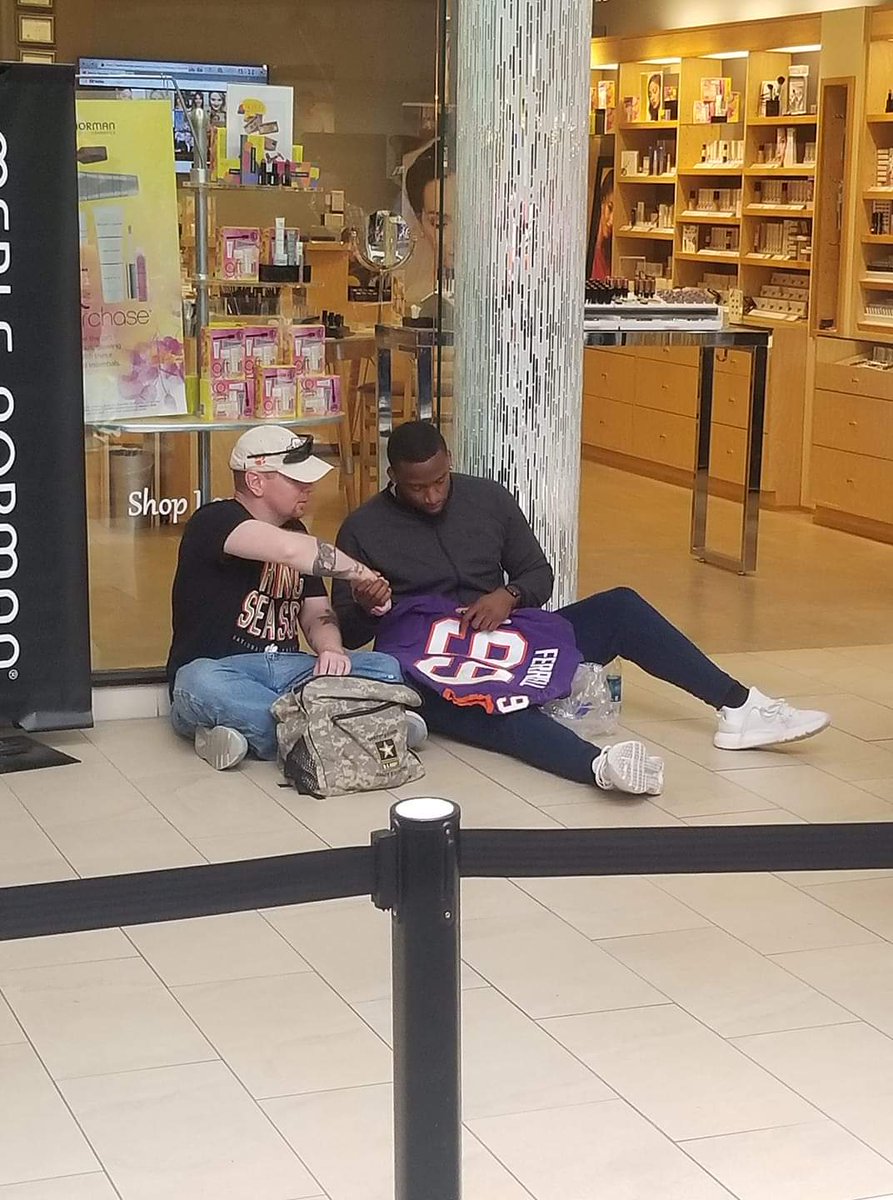 This is what Dabo means when he says it's not only his job to make great football players, but to make great men and role models. After signing countless autographs, <a href="/Cle_Missile/">Clelin Ferrell</a> sat down beside this veteran and gave him one of his purple jerseys. The world needs more of this!