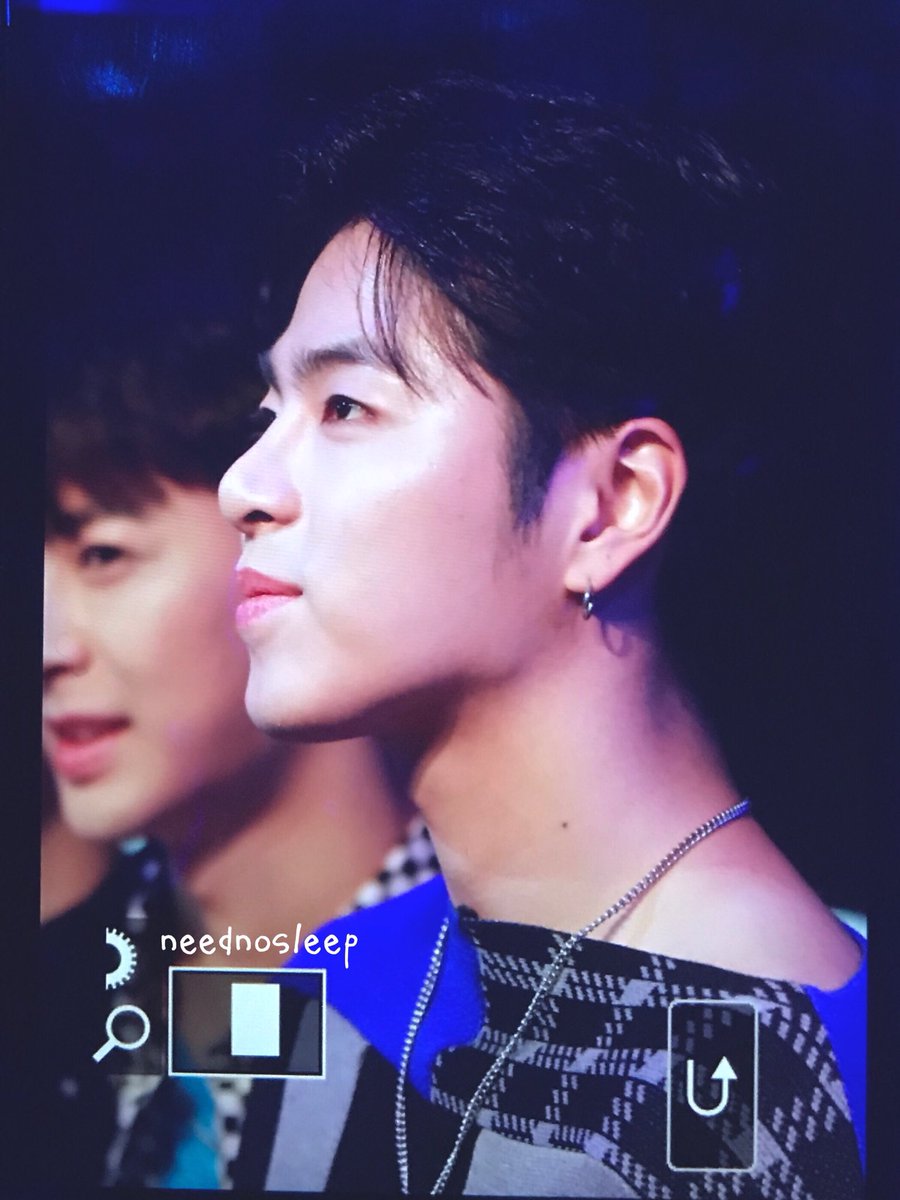 JUNE 190316 SamsungXFortnite NY🇺🇸
#iKON #아이콘 #준회 #구준회
#JUNE #junhoe #具晙会 #ジュネ #samsung837
