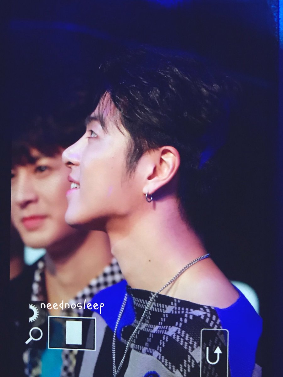 neednosleep0331's tweet photo. JUNE 190316 SamsungXFortnite NY🇺🇸
#iKON #아이콘 #준회 #구준회
#JUNE #junhoe #具晙会 #ジュネ #samsung837 https://t.co/HnlkzsZ9oO