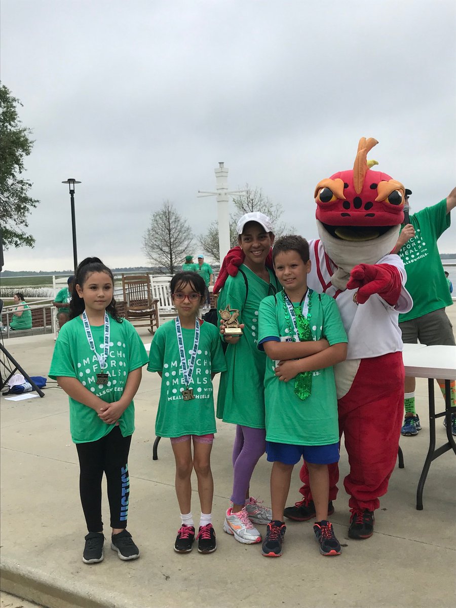 kdpierson's tweet photo. Thank you to everyone who came out to the KUA presents March for Meals 5K to fight hunger in Osceola County! #FightSeniorHunger https://t.co/KaxjAOcn3f