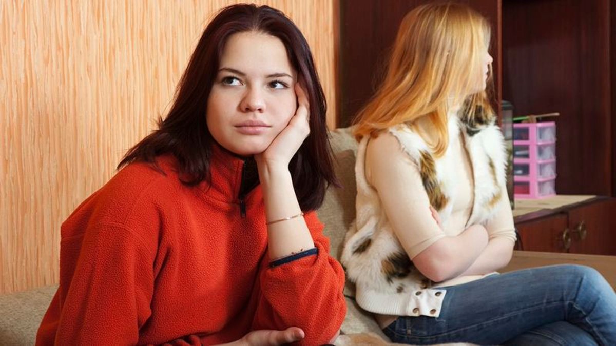 ClickHole's tweet photo. 8 Things You’re Totally Not Going To Miss About Living With Roommates https://t.co/tZUh4YnZBO https://t.co/GdJoIJqrMd