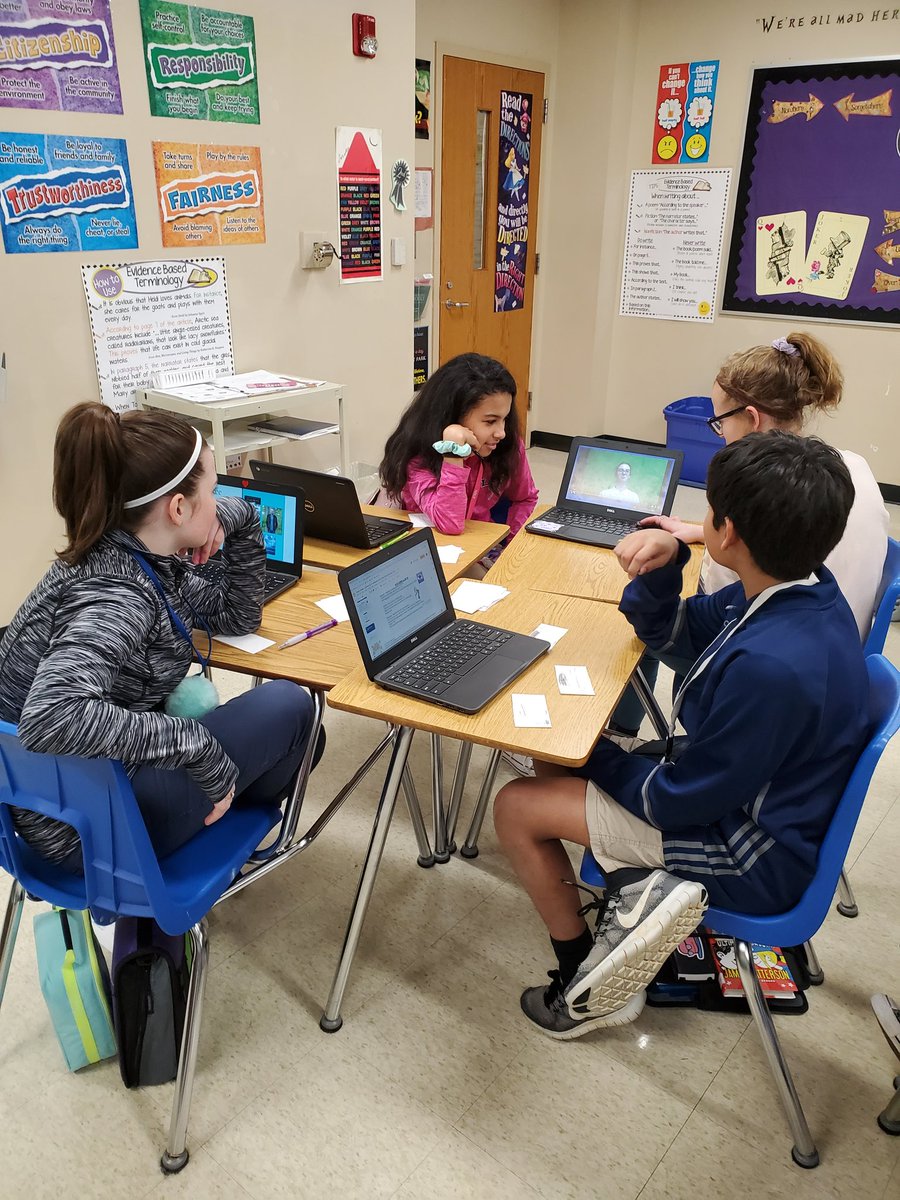 Shellsummerson's tweet photo. Love watching my kids shine as they present their projects #independentreading #studentchoice #goconqr #moovly #slides #knighttrainer https://t.co/0MT6i4gxc7