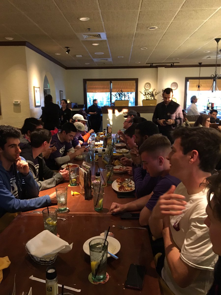 NullUltimate's tweet photo. Our tradition of post-game Olive Garden lives on! https://t.co/PDO6poeZgw