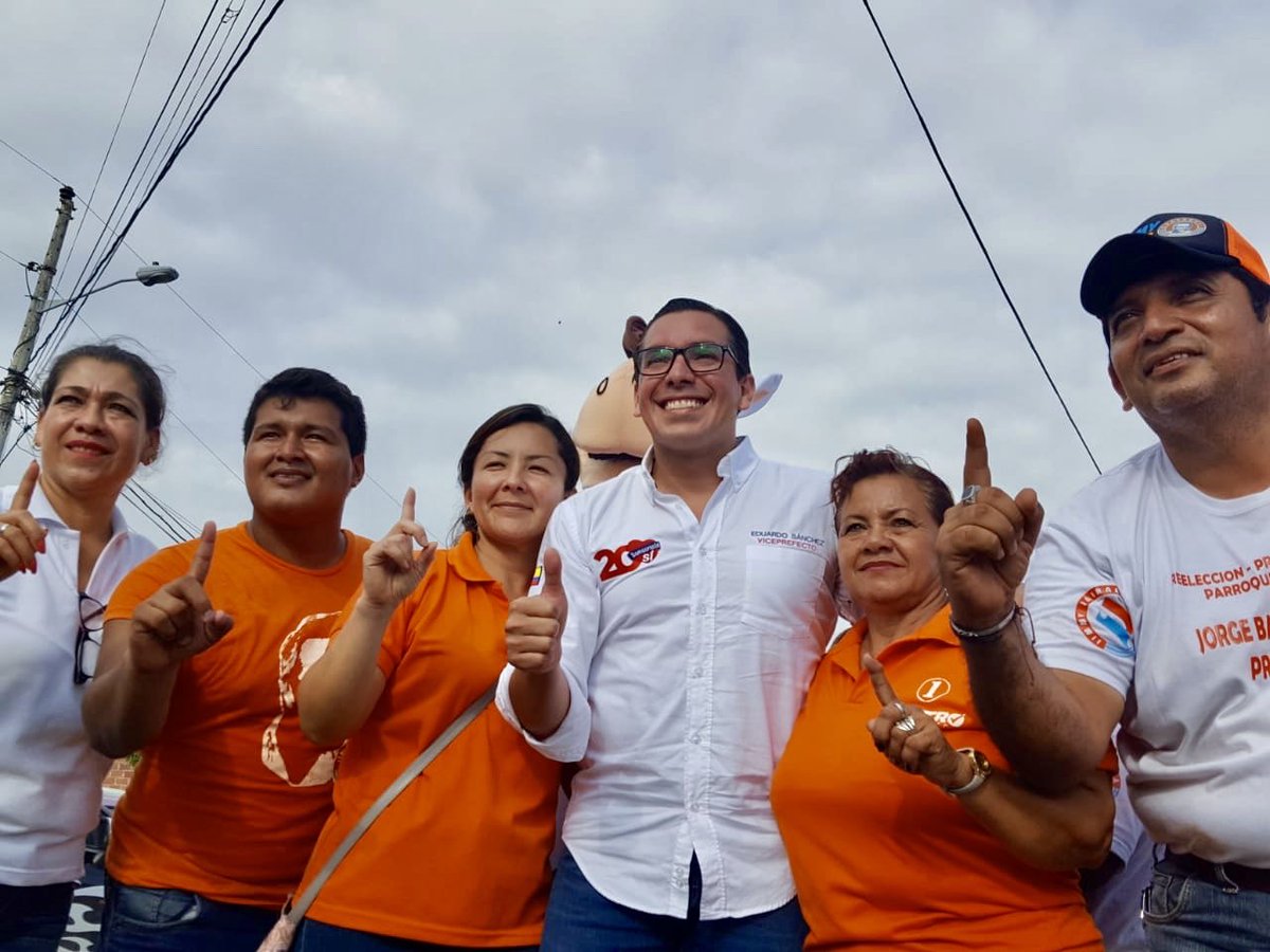 EduardoSanchzP's tweet photo. #Posorja #Guayaquil #Distrito4 #Concejales #Ruralito #PorElMejorGuayaquilDeTodoslosTiempos @jimmyjairala #Alcalde @cendemocratico @DemocraciaSi20 VOTA TODO 1-20👍🏻🗳 https://t.co/k8GRn4c4PF