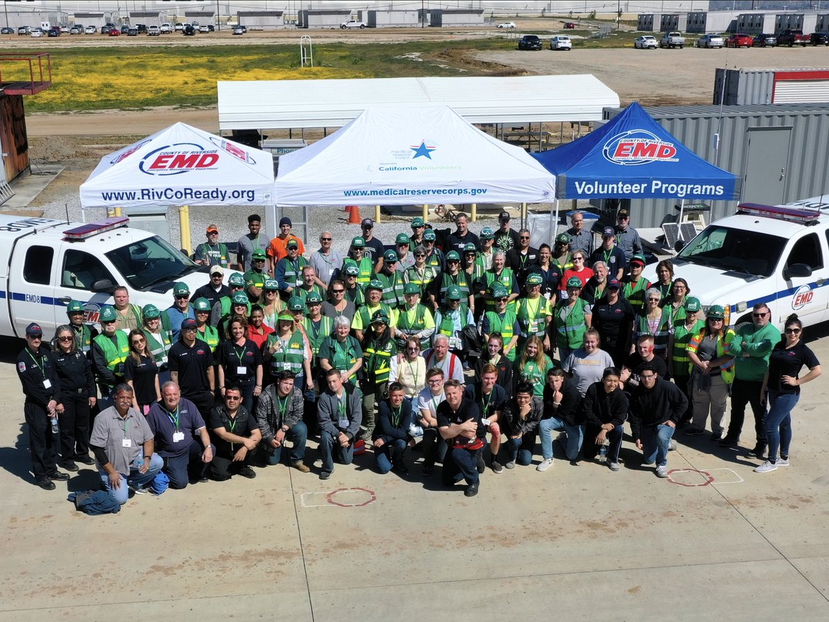 RivCoReady's tweet image. Residents from 16 Riverside County communities helped make EMD’s 2019 CERT Field Day a great success. Learn how you can help in your community during disasters at: RivCoReady.org and find a CERT class near you at RivCoCERT.org. #CERT  @RivCoNow   @RIVCOCERT