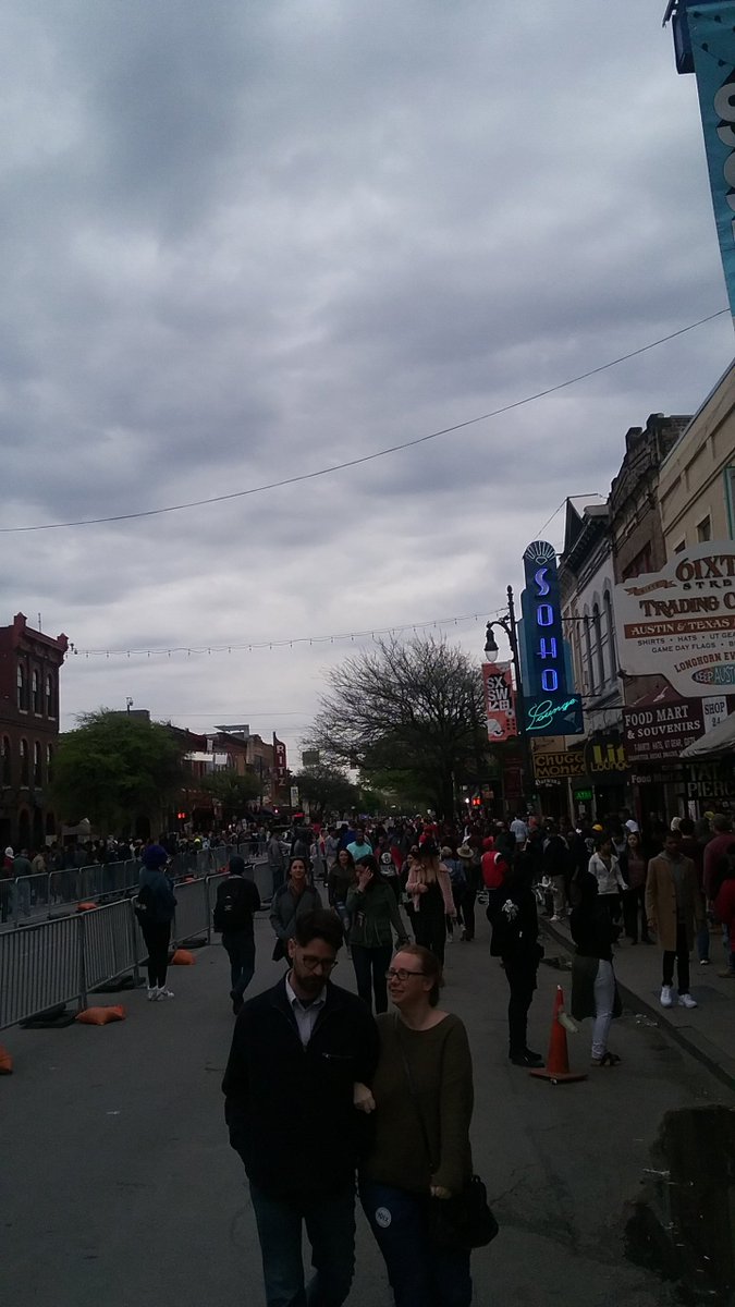 2fiftyonecommit's tweet photo. #MobileAl We outchere!!! #sxsw #AustinTX @MattazikMuzik @RICHCOLEON @luccilu251 @djdirtydan @MIKQUIS @RyloRodriguez @EnrunTv #music ✊ #networking #alabamahiphopweek @AlabamaAwards @ALABAMASTANDUP #2Fiftyone 💪 https://t.co/QWpbNkTkyr