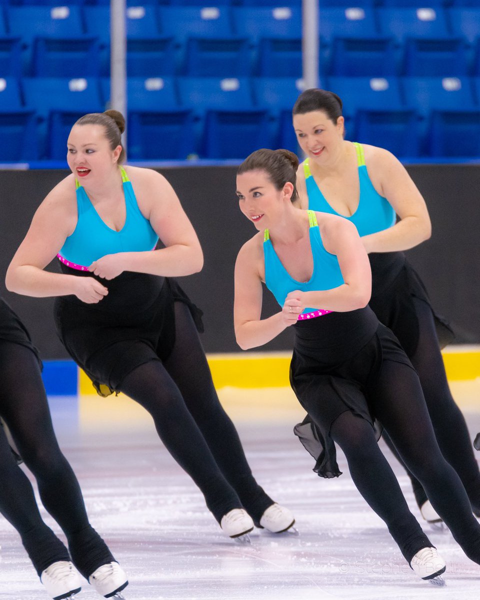 SisuSynchro's tweet photo. Rollin' into our final "Try Synchro for Free" session tomorrow evening!
Come out &amp; see what all the smiles are about - we'd love you to join us 😀😀😀
Sunday, March 17
8:40 - 9:40
Georgina Ice Palace
#SynchroSkating #SynchronizedSkating #FigureSkating #OneTeamMVMT 
📷 @ksadbell https://t.co/MuMGDrPKcd