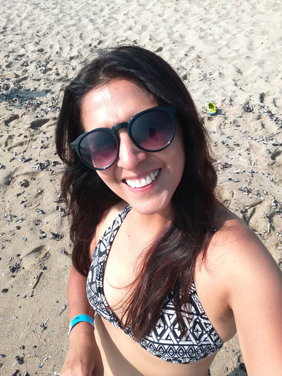 Morenelli's tweet photo. #playapuntanegra #plazaelbosque #bikini #10yearchallenge 😝😝 cuando el bikini de hace 10 años aún te entra 🤒 #RetoCumplido Cuál es tu reto? https://t.co/lfRiQiwqG5