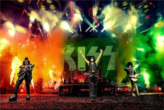 co2masters's tweet photo. Going to see @KISSOnline Guess what? We'll be there as well, supporting them behind the scenes so that you can enjoy the show you've been dying to see.
#kiss #music #support #behindthescenes #co2 #shows #bands #specialeffects #co2delivery https://t.co/Tmd3XJuB3r