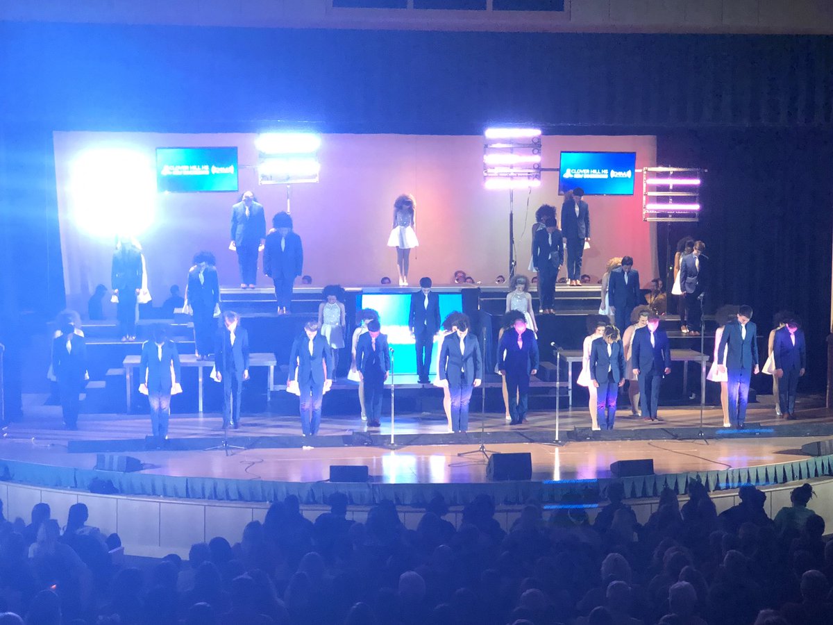 hhsmhsFOC's tweet photo. Clover Hill New Dimensions was AMAZING!! 📻📺 https://t.co/AfgmQl0SLo