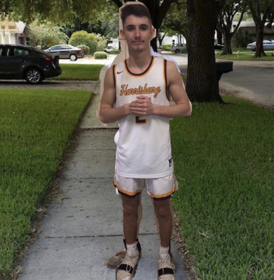 HarrisburgStud1's tweet photo. @nickhoyt24 had to do it to ‘em with a school record of 9 3-point shots https://t.co/8pDQqPHJqr