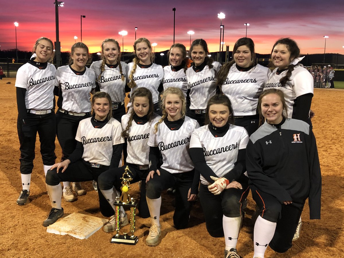 laroe8's tweet photo. Hoover JV finishes 2nd #hscstrong #playedhard @Bucs_Softball #teamoverdream @HooverAthletics https://t.co/dkOOT1pZjT