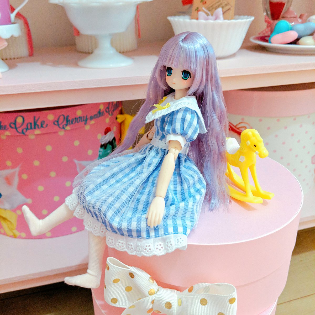 awa_mallon's tweet photo. お部屋ではこんな感じで居たりします！癒やしのパープルヘアころん🌟
#うちのこに癒され24時間　#えっくすきゅーと #アゾカツ https://t.co/jsUfxOXkYh