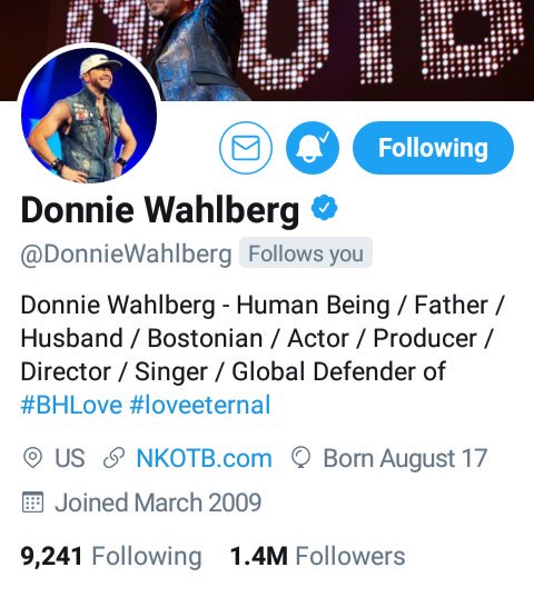 RockinRachi92x's tweet image. Starting out on Twitter in 2010 I wasn't following @DonnieWahlberg - not until 2017! It's been endless love, laughter &amp;amp; mayhem ever since. Can't imagine this site w/o him. He's awesome! #VeryThankful ❤🙏😌 #family #bhlove #decadeofDonnie #Donnie10thTwitterversary
