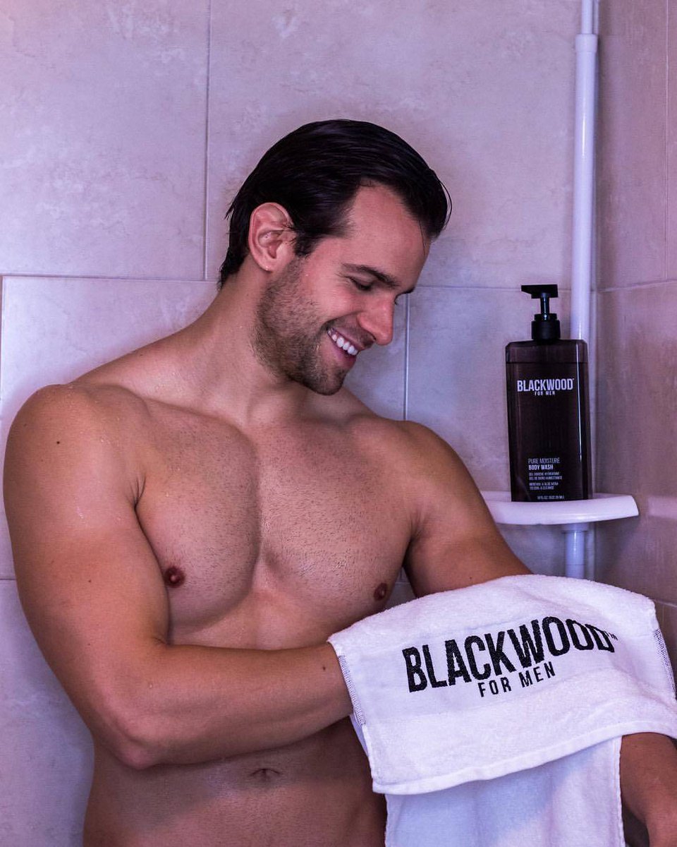 Blackwoodformen's tweet photo. Wipe away that #saturdaysweat and get pumped for #saturdaynight with the restoring #botanicalboost of our #PureMoisture Body Wash. ๐ฟ๐ช๐ผ#menthol #arginine #peachleaf
Now at @target .com๐ฏ #cleanserestoreprotect ๐ฆโ๐ก ๐ท: @patrickvannegri https://t.co/xSFtkrqQjz