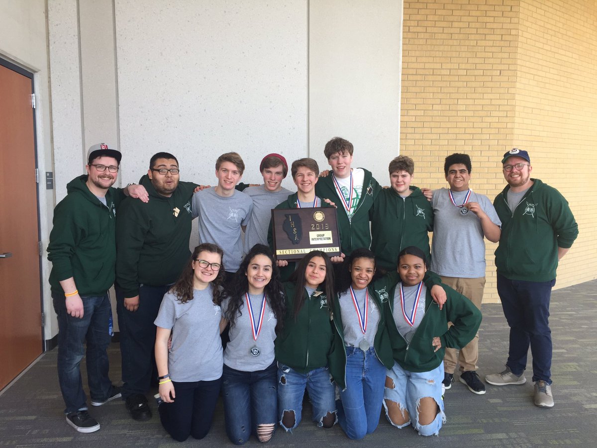 MrCapriolaOLCHS's tweet photo. Congratulations to the OLCHS Group Interp Cast on becoming your 2019 IHSA Sectional Champions! Good luck next at the IHSA State Tournament! #olchspride #ihsa #groupinterp #gi https://t.co/DQBLvbVZyZ