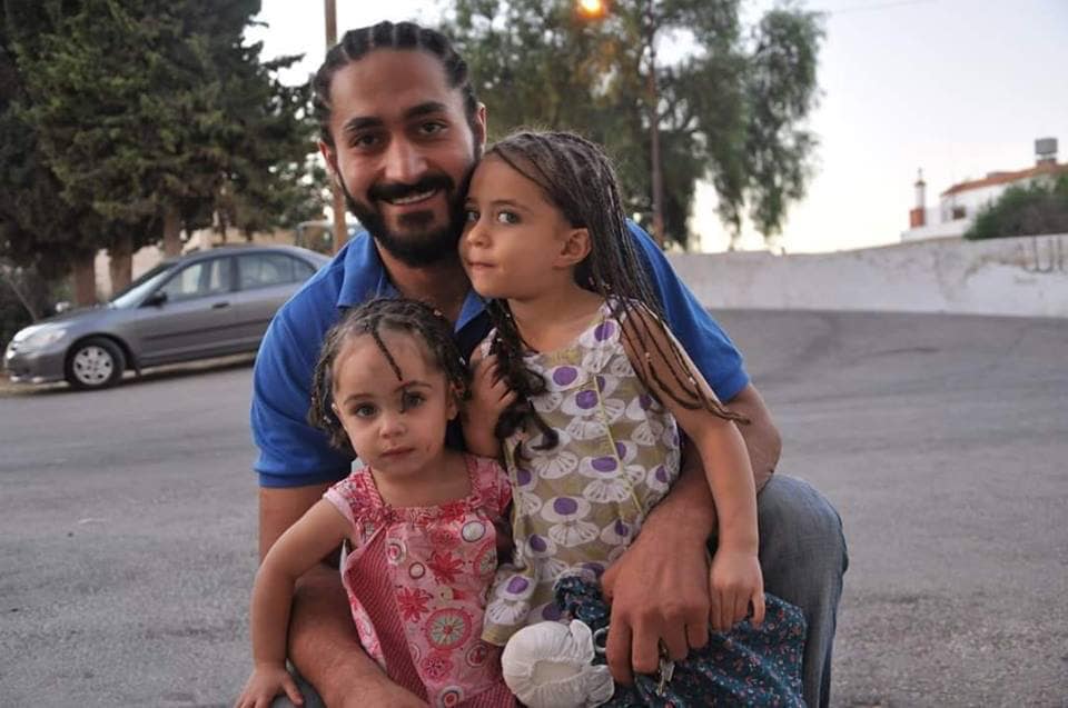 _SJPeace_'s tweet photo. This Waseem Al Sati, a father who was shot 4 times along with his daughter who was shot 3 times by the New Zealand terrorist. 

They are both in critical condition *STILL ALIVE*

No matter who you are or who you pray to, PLEASE for them 

1 Retweet= Prayer 

RETWEET THIS. https://t.co/nlvo76wa07