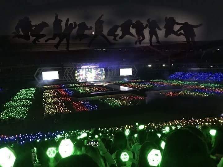 Stra04K's tweet photo. #TwitterBestFandom⁠ ⁠⁠ ⁠⁠
#TeamEXO
#SoompiAwards⁠ ⁠⁠ ⁠⁠
@weareoneEXO https://t.co/dIjeG3qiDj