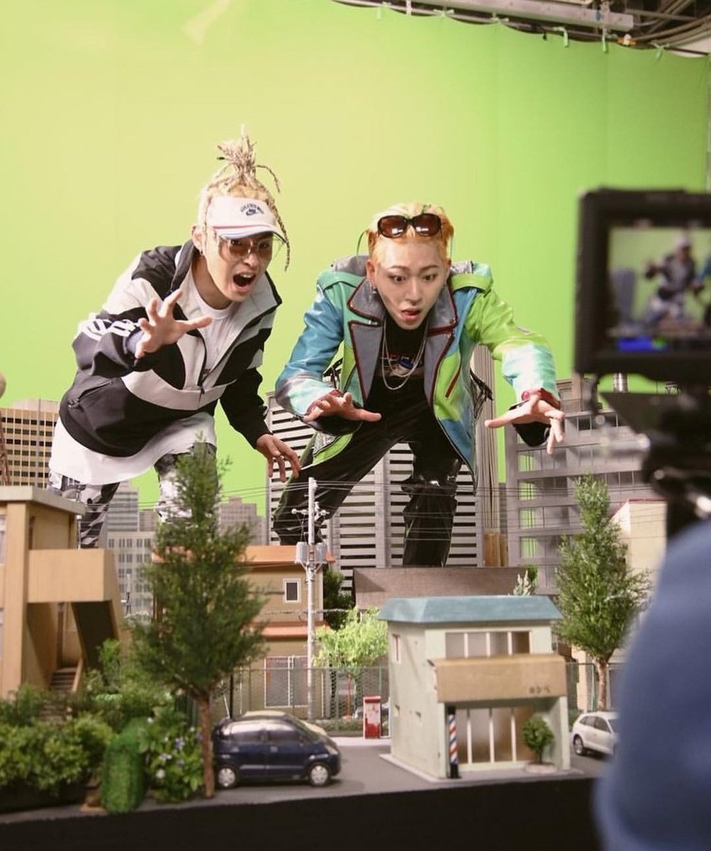 mahDOOMDADArii's tweet photo. .We artist baby 
#ZiKwon
#BlockB https://t.co/hK0A1Jaqti