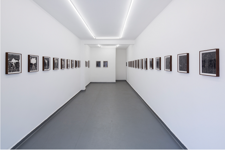 ConfabularioMx's tweet photo. Las cenizas de Eisenstein https://t.co/wTOD742eqm Una reseña de @phiopsia sobre “Cómo aprendí a robar (Un capítulo sobre mis lecciones de dibujo)” una exposición con 26 piezas de @dhmonroy https://t.co/dZKP3Jmg15