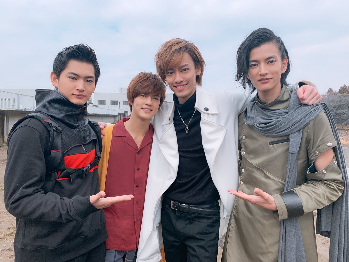 仮面ライダージオウにディケイドも降臨 これは嬉しい展開に というかディエンド強い Togetter 仮面ライダージオウにディケイドも降臨 これは嬉しい展開に というかディエンド強い Togetter