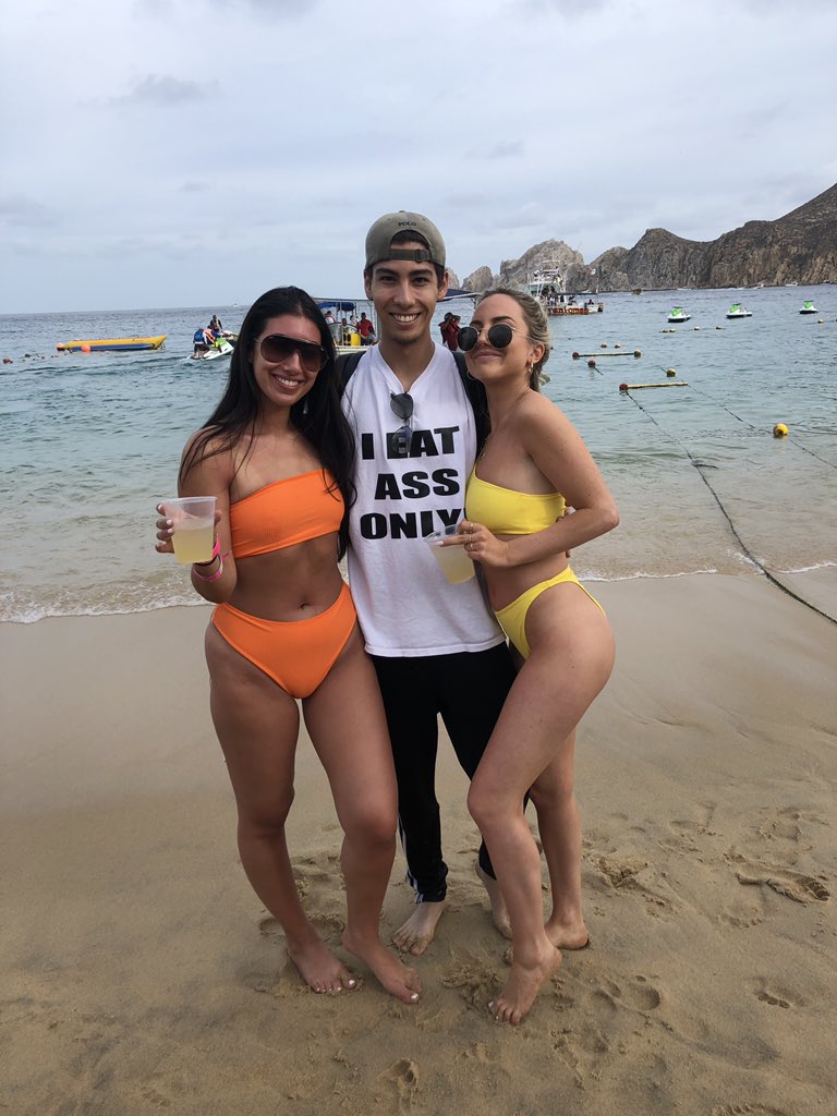 kingofevery7's tweet photo. Cabo is my home😚#cabo #mangodeck https://t.co/tD4g0NbYL4