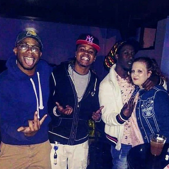 DesmoLongway's tweet photo. #NBASaturdays #SideEffectsLive #FollowTheSmoothment #ParisNationPromotions #GMC #TakeOverEnt #DiamondJai #Birmingham #Alabama #IndieArtist #LocalCelebrity #TravelingArtist #Fame #StreetFame #WSHH #ImSickUgh #CrusialLife #Models #Baddies #Strippers #Bottles https://t.co/MOHJ0P4oV4
